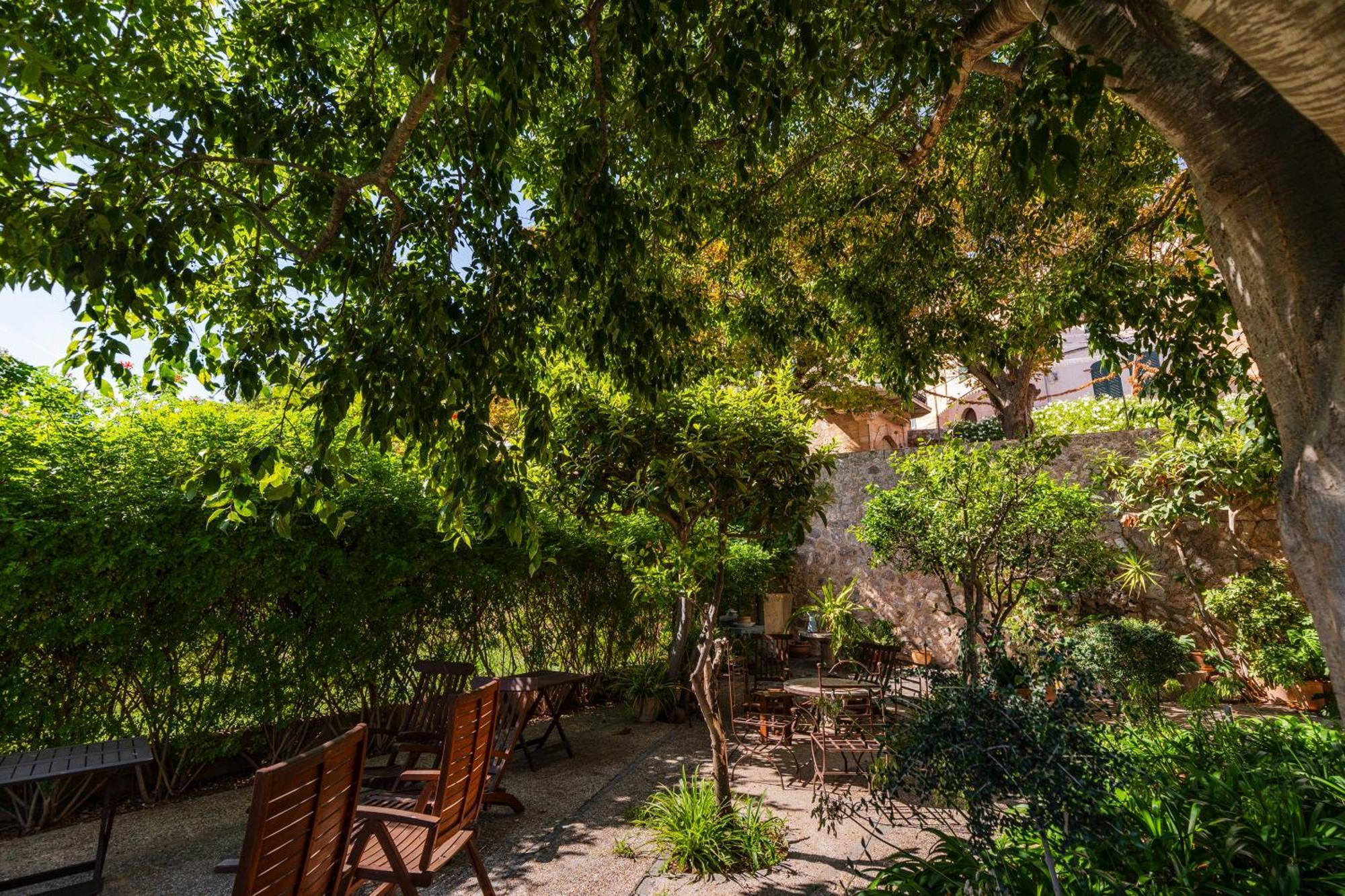 Es Petit Hotel De Valldemossa Εξωτερικό φωτογραφία